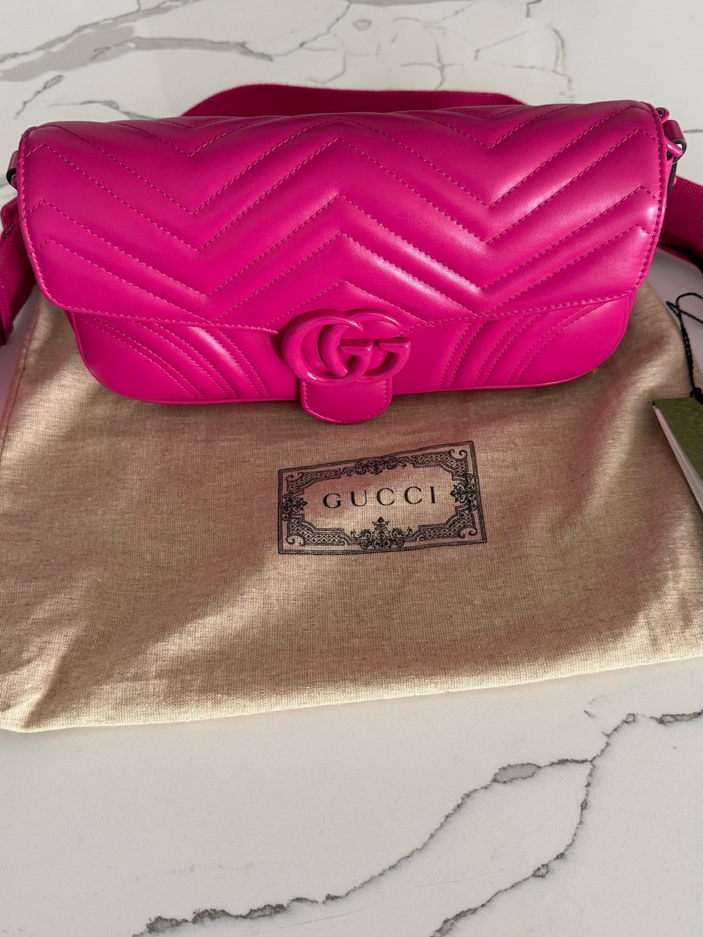 Gucci GG Marmont Shoulder Bag/crossbody bag in quilted hot pink chevron pattern